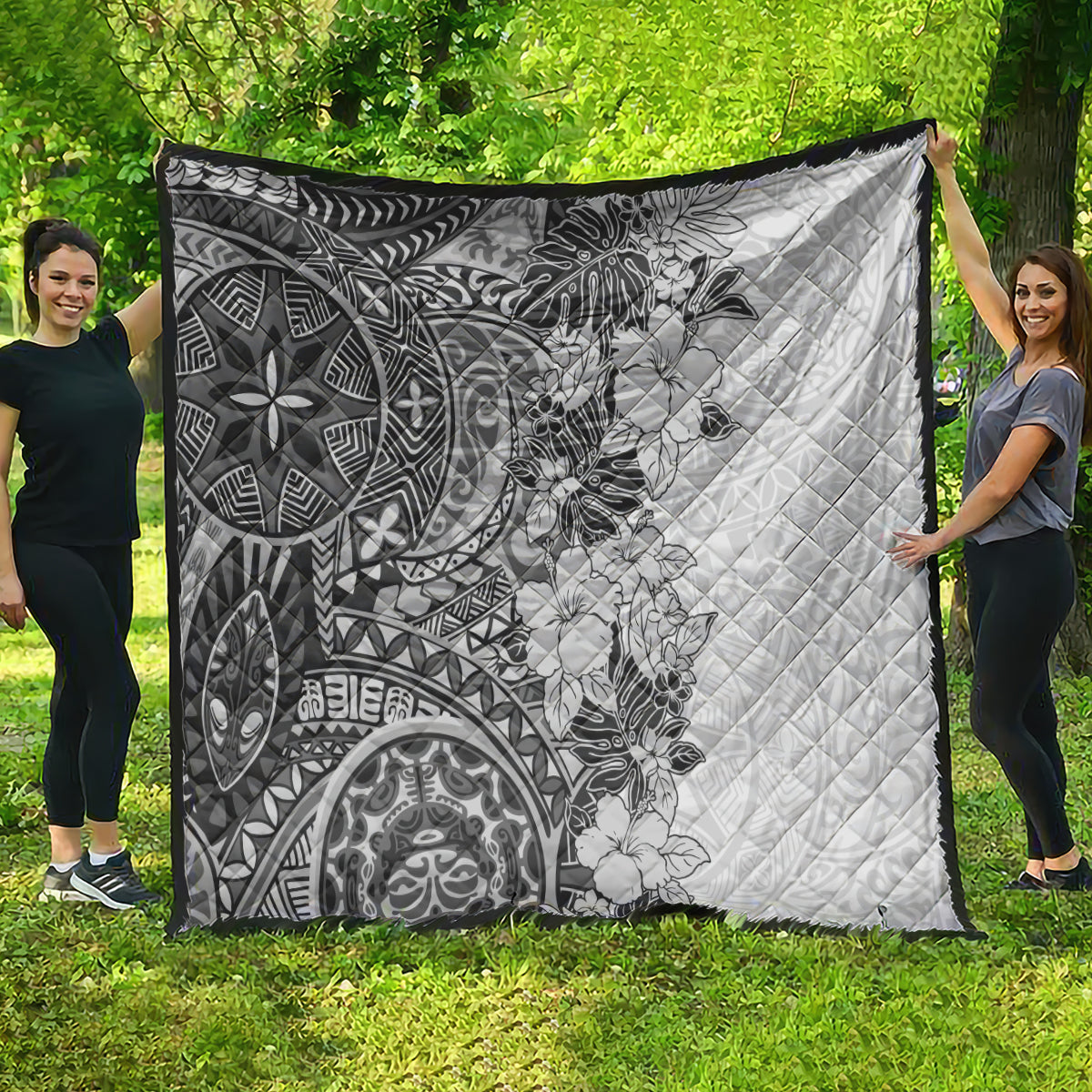 Polynesia Quilt Hibiscus and Hawaiian Tribal Tattoo Retro Style Gray Color - Wonder Print Shop