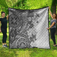 Polynesia Quilt Hibiscus and Hawaiian Tribal Tattoo Retro Style Gray Color - Wonder Print Shop
