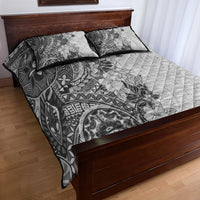 Polynesia Quilt Bed Set Hibiscus and Hawaiian Tribal Tattoo Retro Style Gray Color - Wonder Print Shop