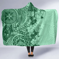 polynesia-hooded-blanket-hibiscus-and-hawaiian-tribal-tattoo-retro-style-green-color