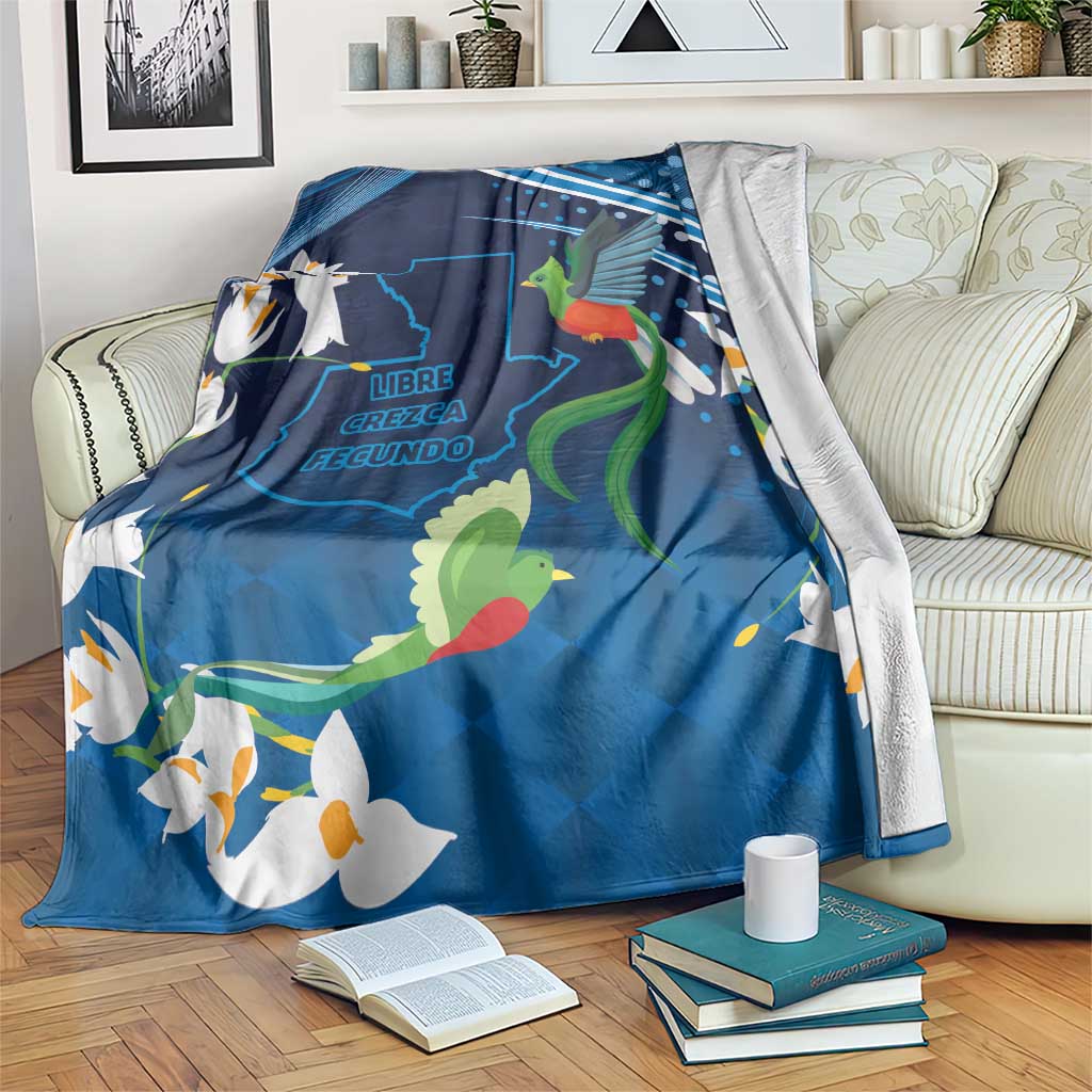 Guatemala Quetzal Bird Blanket Libre Crezca Fecundo