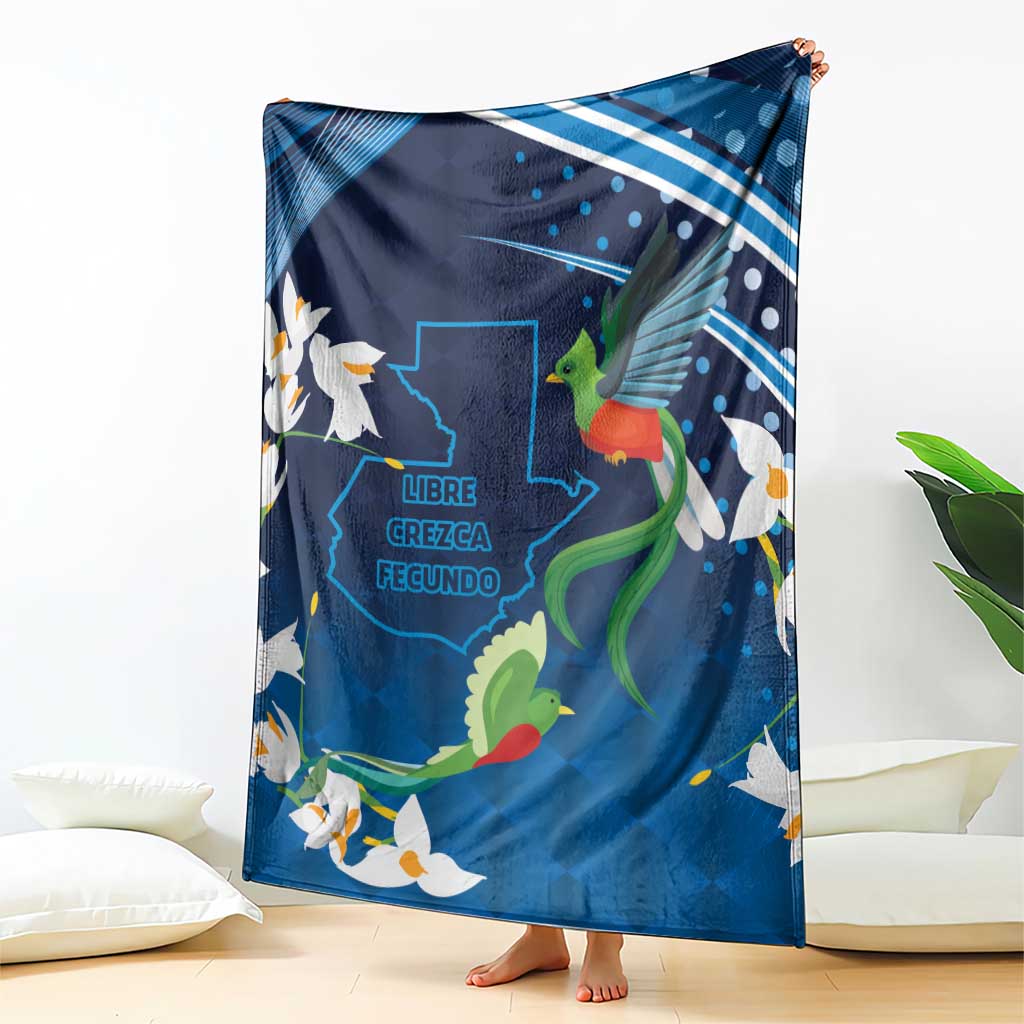 Guatemala Quetzal Bird Blanket Libre Crezca Fecundo