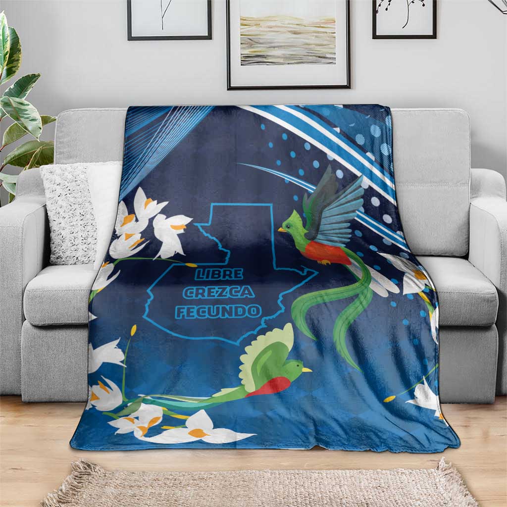 Guatemala Quetzal Bird Blanket Libre Crezca Fecundo