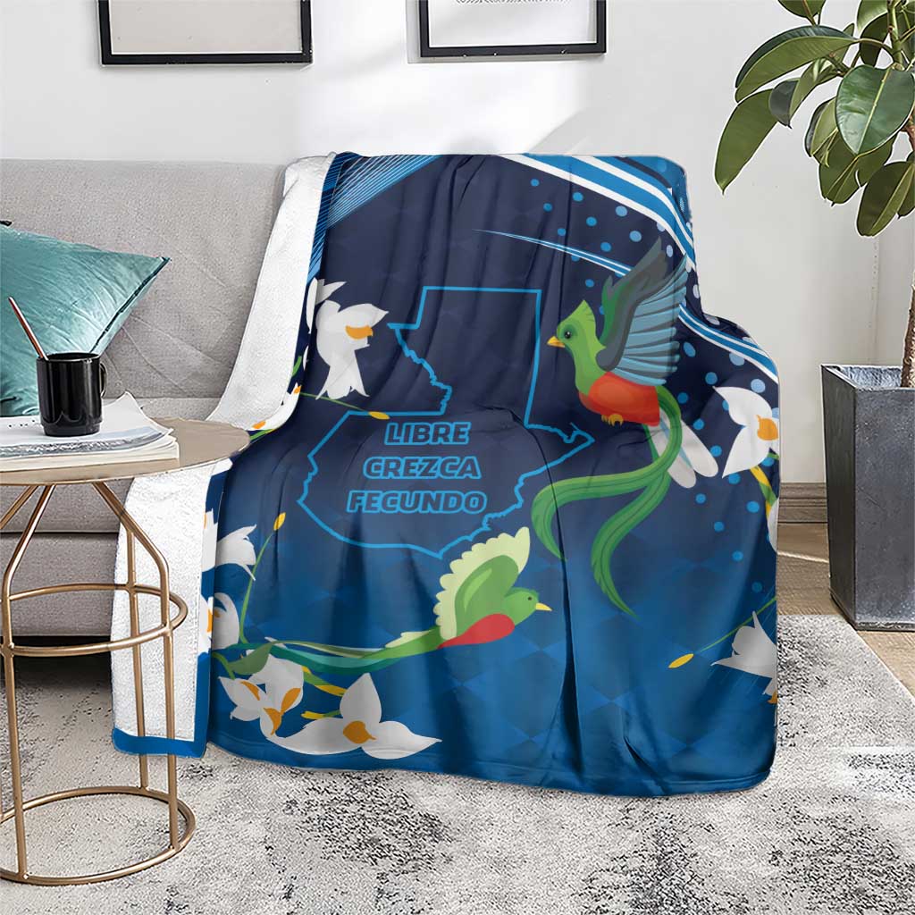 Guatemala Quetzal Bird Blanket Libre Crezca Fecundo