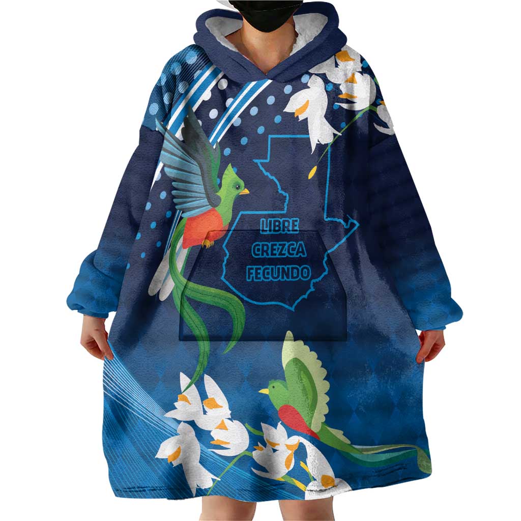 Guatemala Quetzal Bird Wearable Blanket Hoodie Libre Crezca Fecundo