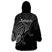 Aotearoa Polynesian Wearable Blanket Hoodie with Maori Koru Black - Wonder Print Shop