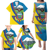 Ecuador Independence Day Personalized Family Matching Puletasi and Hawaiian Shirt Pro Deo Patria et Libertate - Wonder Print Shop