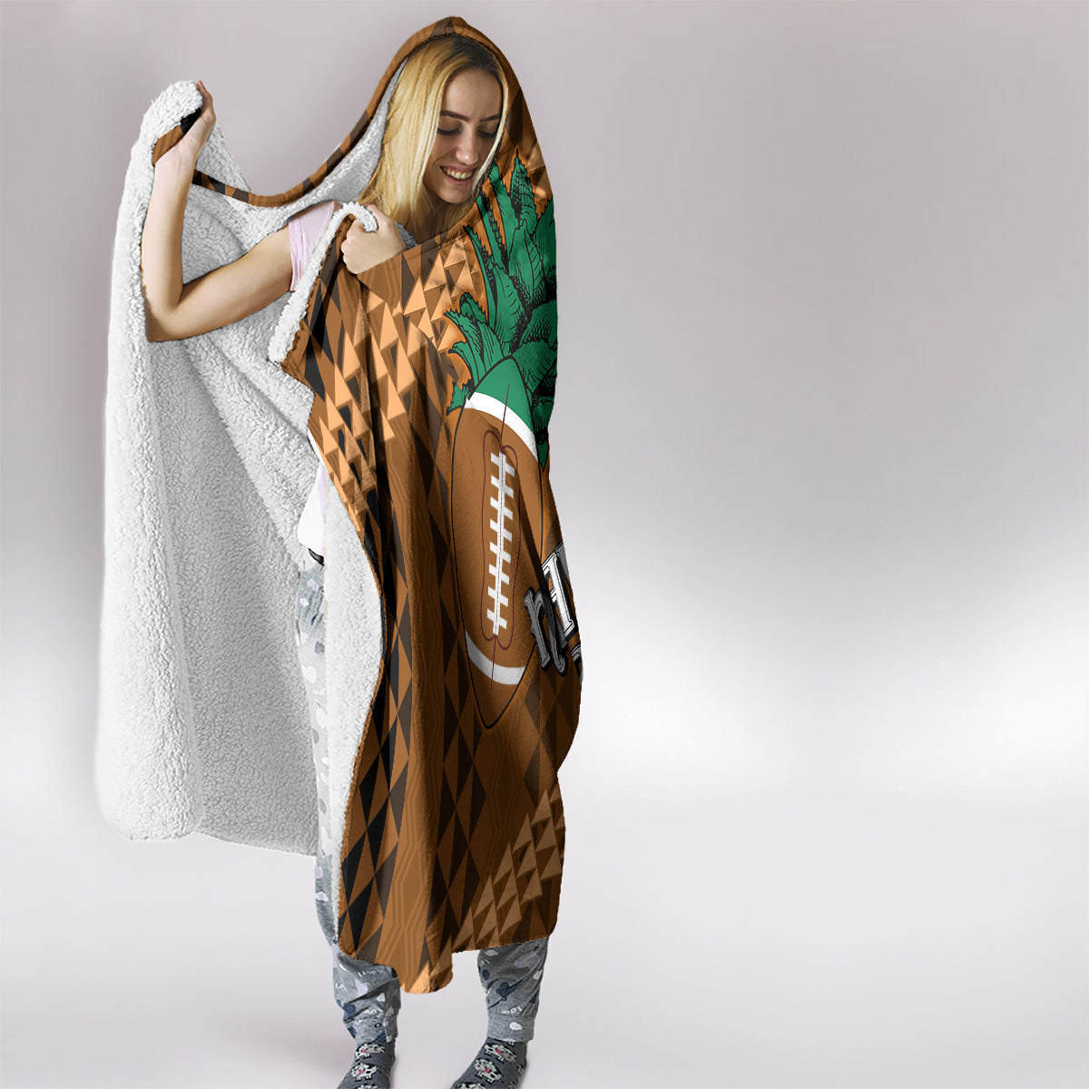 custom-hawaii-honolulu-bowl-hooded-blanket-with-kakau-tribal-pattern