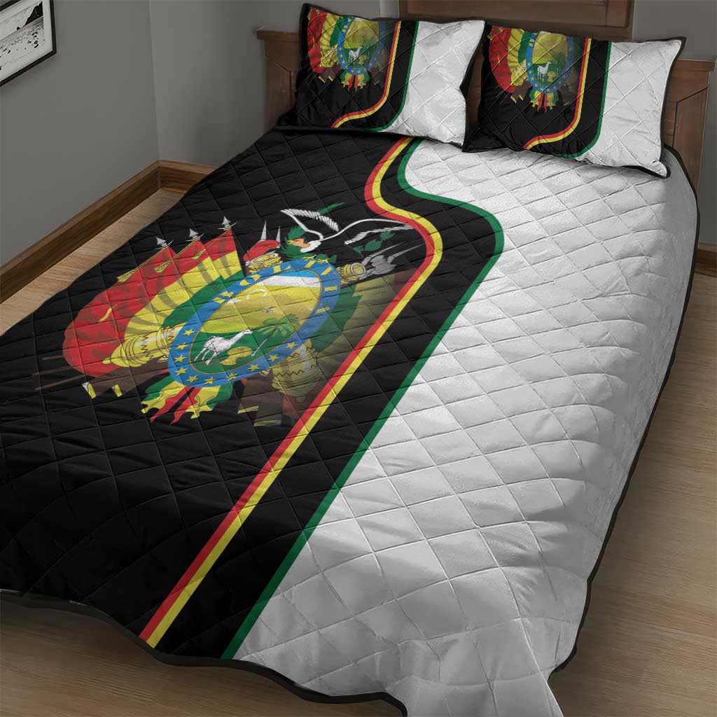 Bolivia Simple Coat of Arm Quilt Bed Set