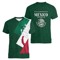 Dia de la Independencia de Mexico Women V-Neck T-Shirt 16 De Septiembre Traditional Aztec Tribal Green