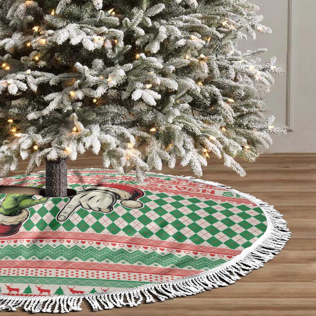 Six Seven Meme Tree Skirt Funny Green Hand Christmas - Wonder Print Shop