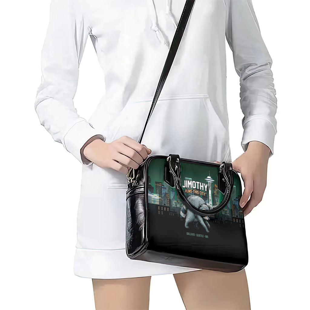 Raccoon Jimothy Runs This City Shoulder Handbag