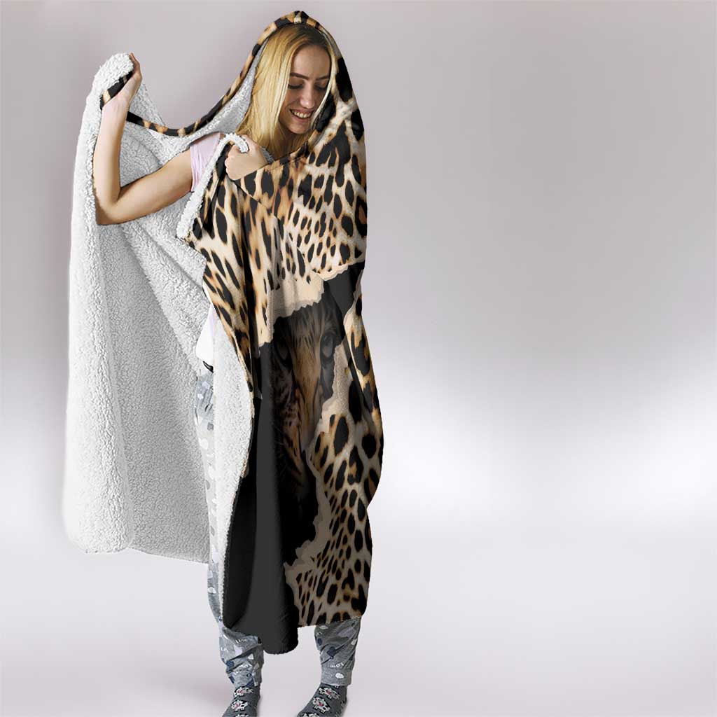 Africa Leopard Skin Pattern Hooded Blanket Version 02