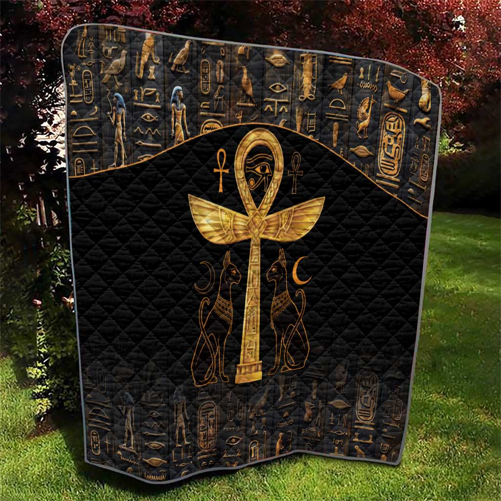 Ankh with Eye of Horus Quilt Ancient Egypt Culture - Wonder Print Shop