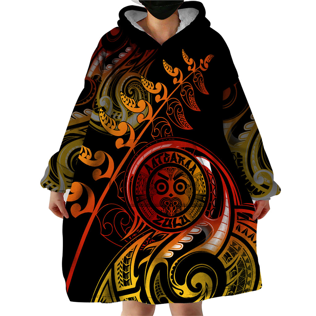 New Zealand Wearable Blanket Hoodie Aotearoa Wisdom Face Maori Fern Tattoo Arty - Wonder Print Shop