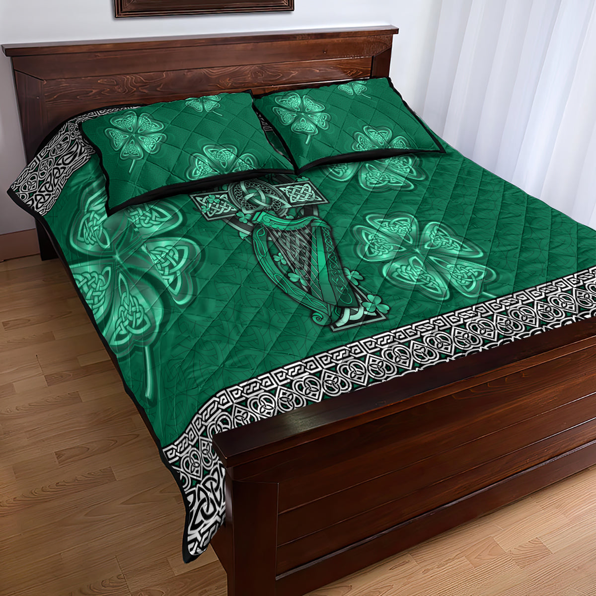 Irish Celtic Cross and Harp with Ireland Shamrock Personalized Quilt Bed Set - Wonder Print Shop