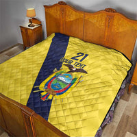 Ecuador La Tricolor Custom Quilt Gold and Navy Blue Motif