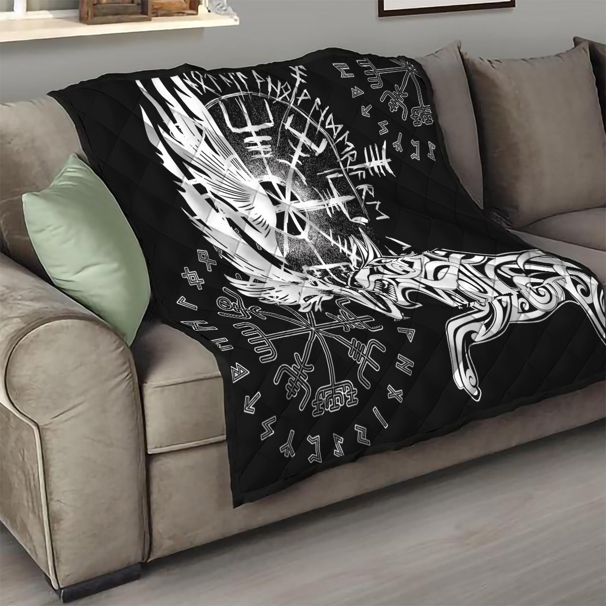 Vikings Raven and Wolf Quilt with Aegishjalmur Unique - Wonder Print Shop