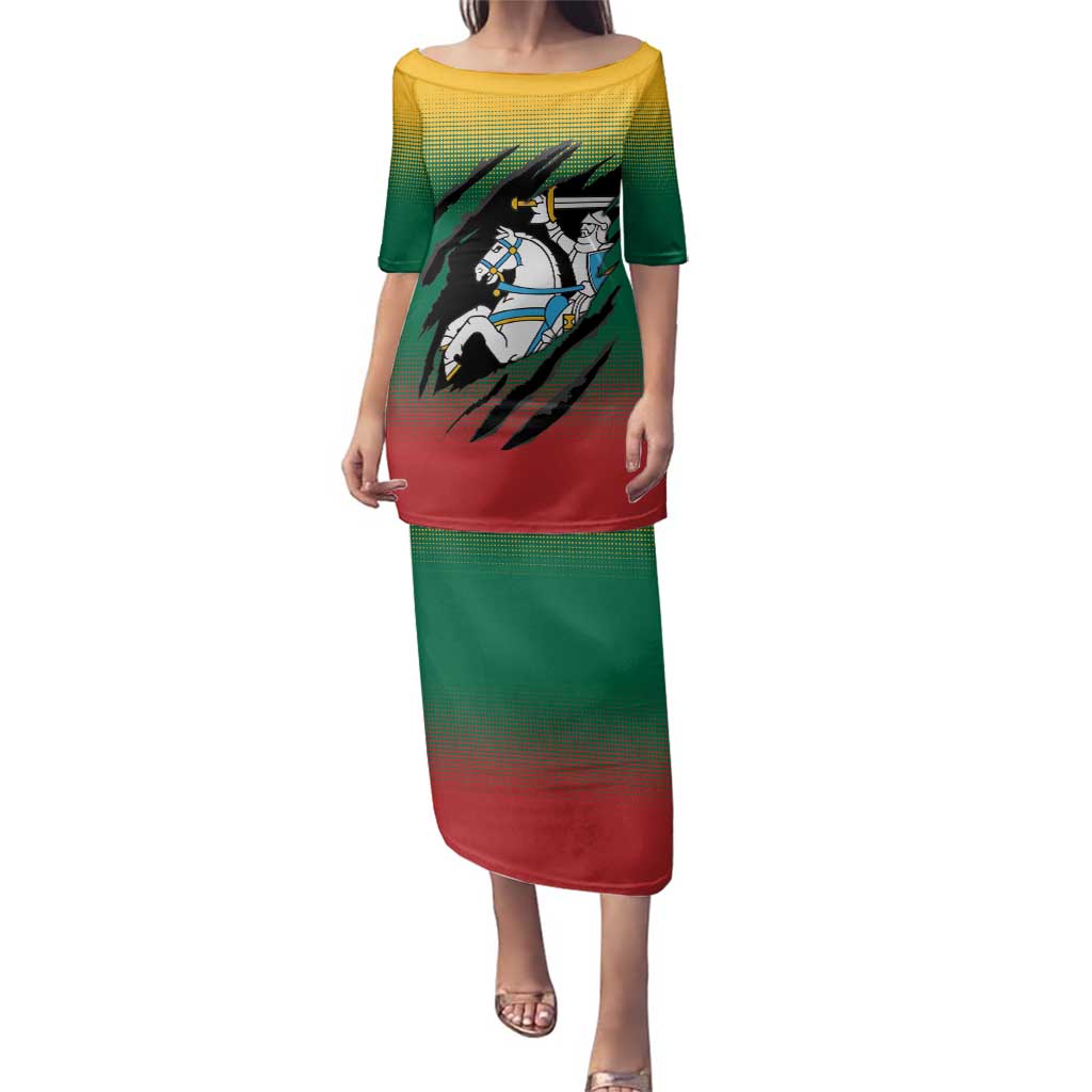 Lithuania Vytis Family Matching Puletasi and Hawaiian Shirt Lietuvos Chasing and Fighting