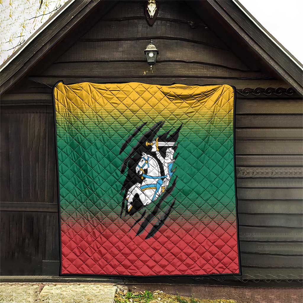 Lithuania Vytis Quilt Lietuvos Chasing and Fighting