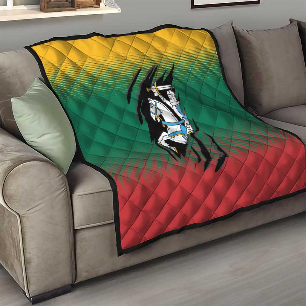 Lithuania Vytis Quilt Lietuvos Chasing and Fighting