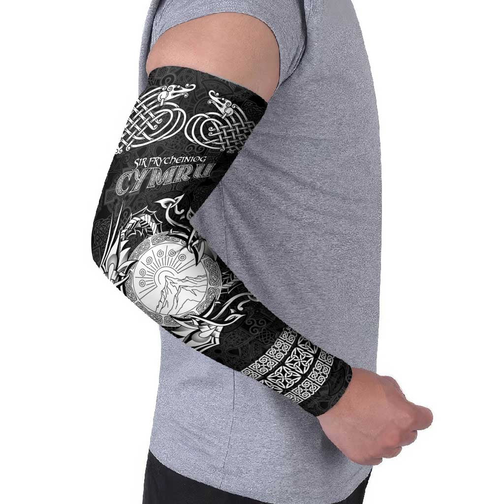 Personalized Brecknockshire Sir Frycheiniog Arm Sleeves Black Brecon Beacons Mountain Celtic-inspired - Wonder Print Shop