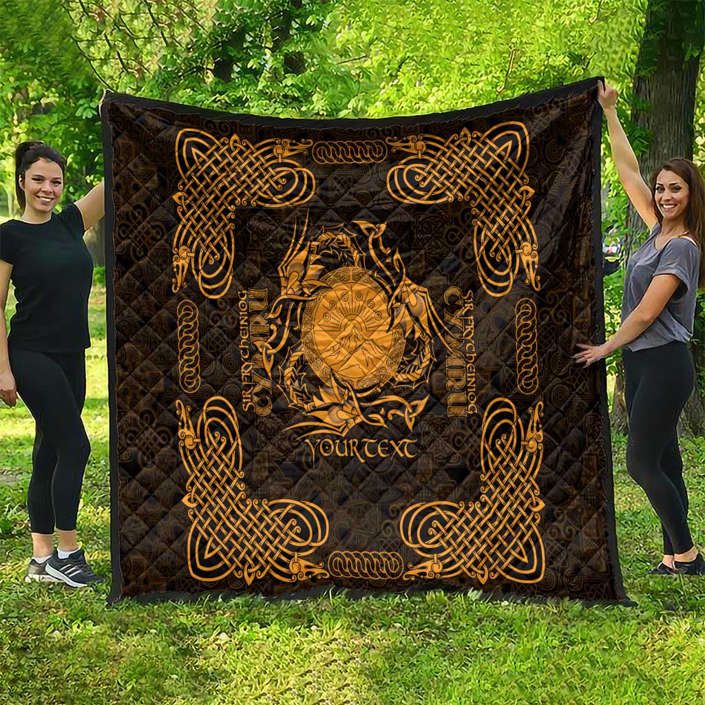 Personalized Brecknockshire Sir Frycheiniog Quilt Gold Brecon Beacons Mountain Celtic-inspired - Wonder Print Shop