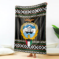 Kuwait Hawk of Quraish With Al Sadu Pattern Personalized Blanket