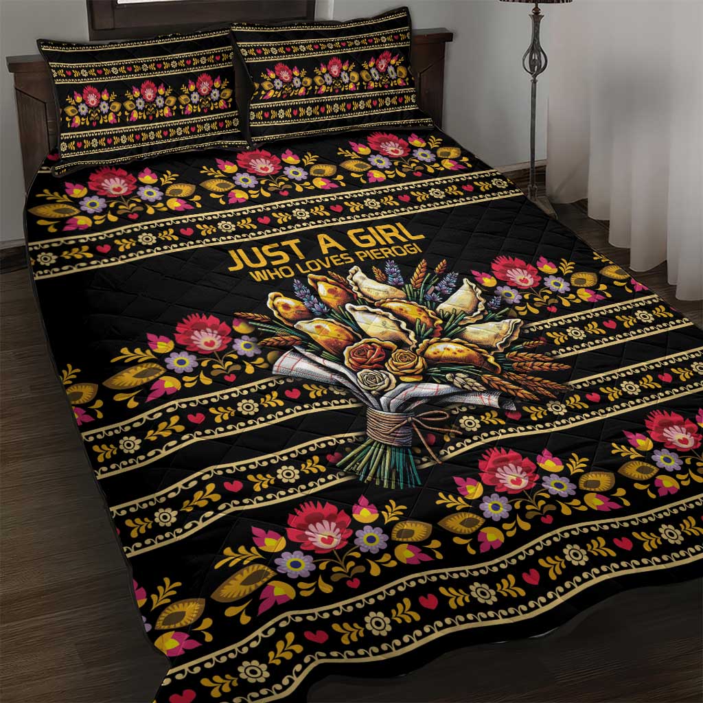 Gold Pierogi Flowers Over Dumplings Quilt Bed Set