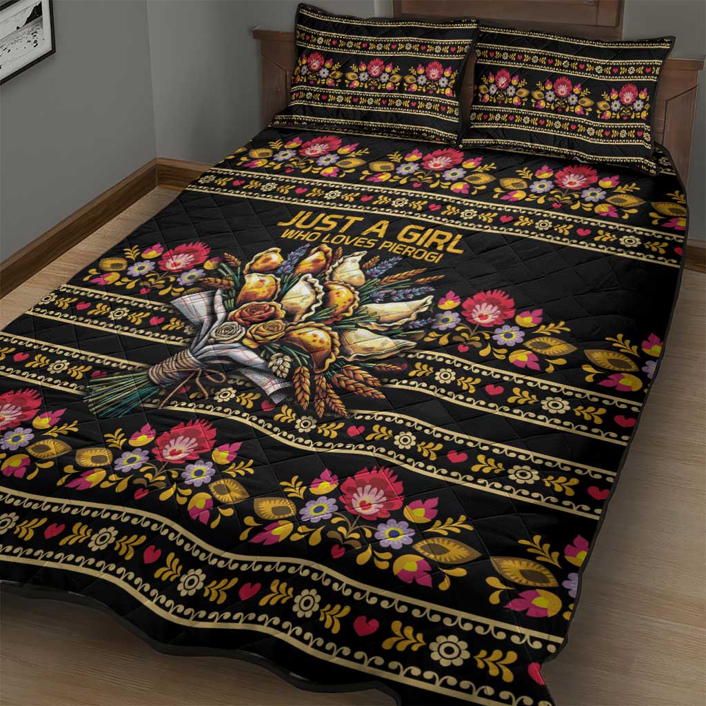 Gold Pierogi Flowers Over Dumplings Quilt Bed Set