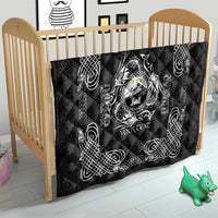 Personalized Caernarfonshire Sir Gaernarfon Quilt Black Castle Tower Celtic-inspired - Wonder Print Shop