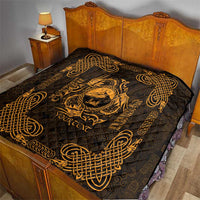 Personalized Caernarfonshire Sir Gaernarfon Quilt Gold Castle Tower Celtic-inspired - Wonder Print Shop