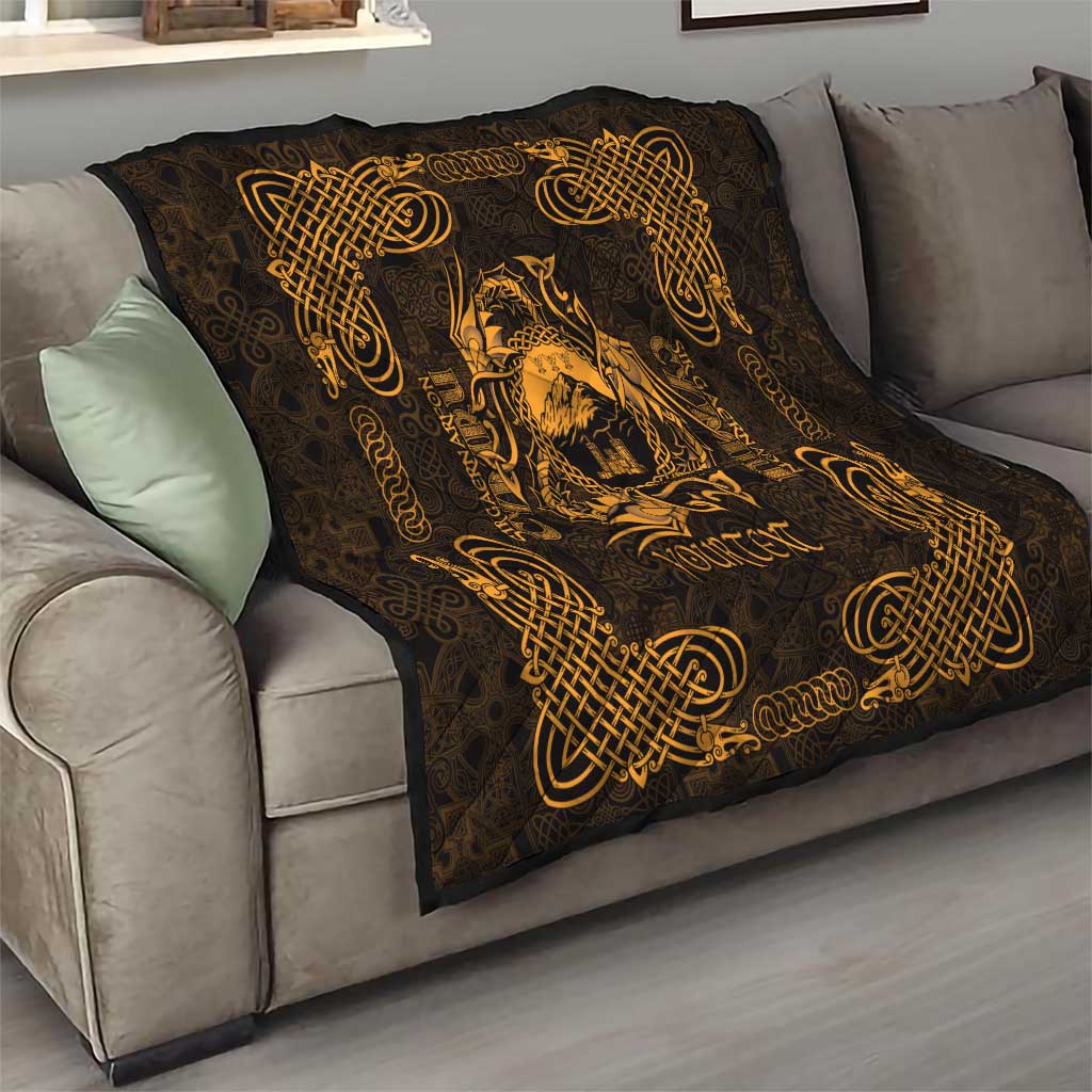 Personalized Caernarfonshire Sir Gaernarfon Quilt Gold Castle Tower Celtic-inspired - Wonder Print Shop