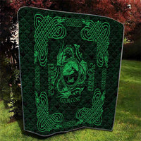 Personalized Caernarfonshire Sir Gaernarfon Quilt Green Castle Tower Celtic-inspired - Wonder Print Shop