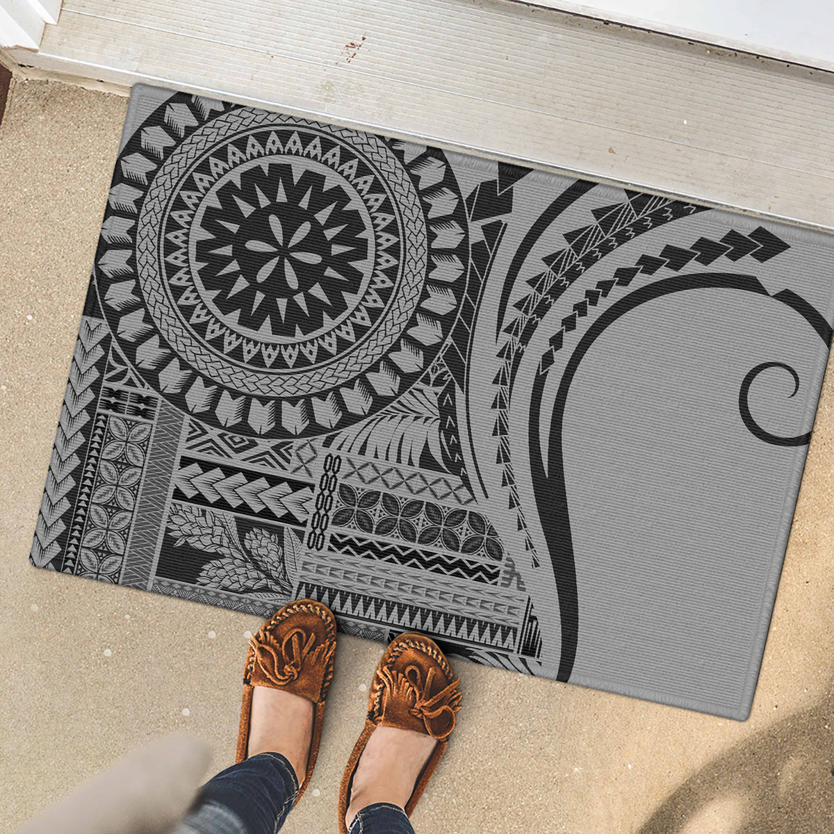 Samoa Siapo Arty Rubber Doormat Black Style - Wonder Print Shop