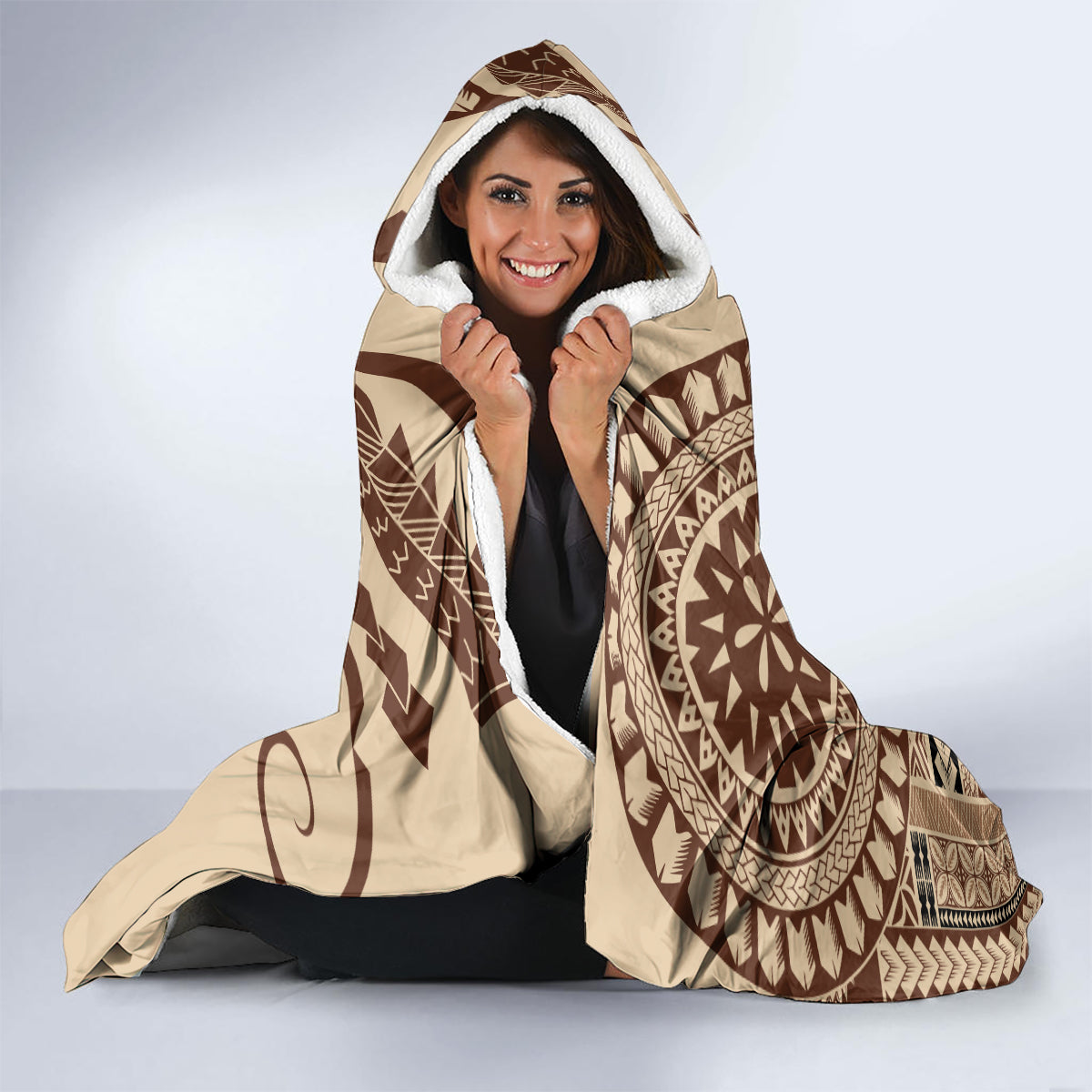 samoa-siapo-arty-hooded-blanket-brown-style