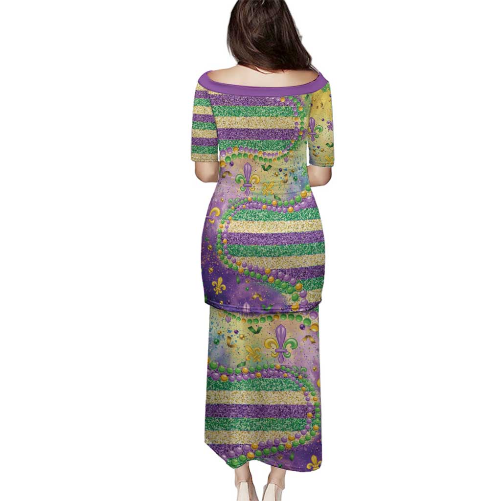 Mardi Gras Fleur De Lis Family Matching Puletasi and Hawaiian Shirt With Beads Glitter Pattern