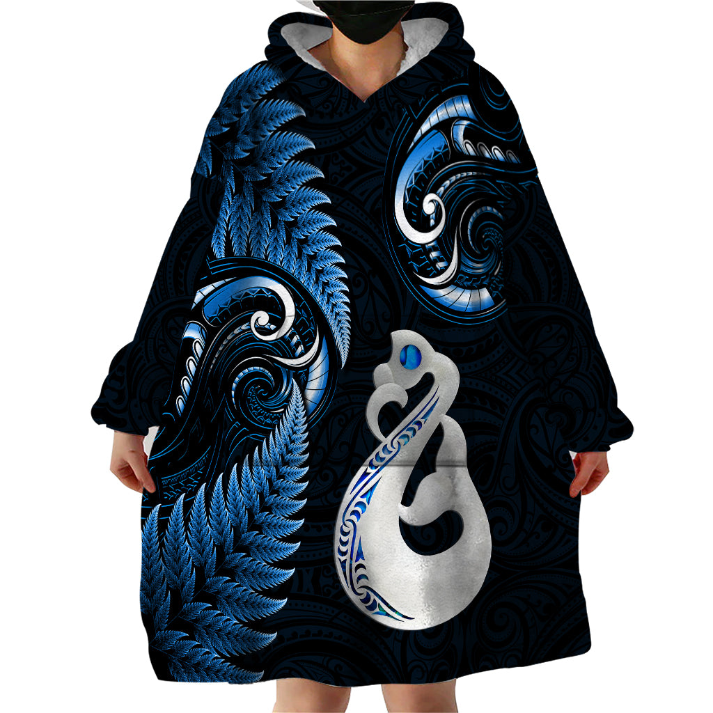 Personalised New Zealand Wearable Blanket Hoodie Aotearoa Silver Fern With Manaia Maori Unique Blue - Wonder Print Shop