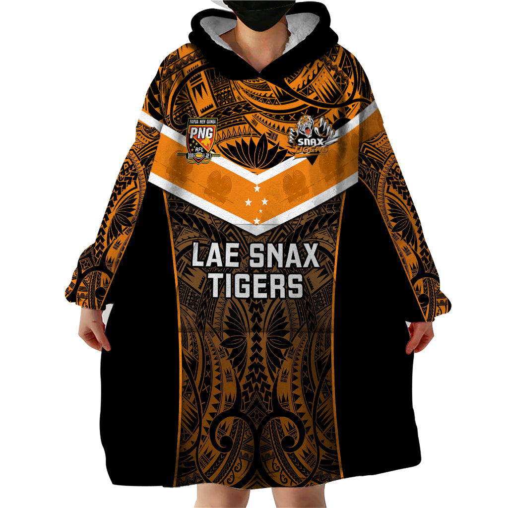 Custom Papua New Guinea Rugby Wearable Blanket Hoodie Lae Snax Tigers PNG Polynesian Pattern - Wonder Print Shop