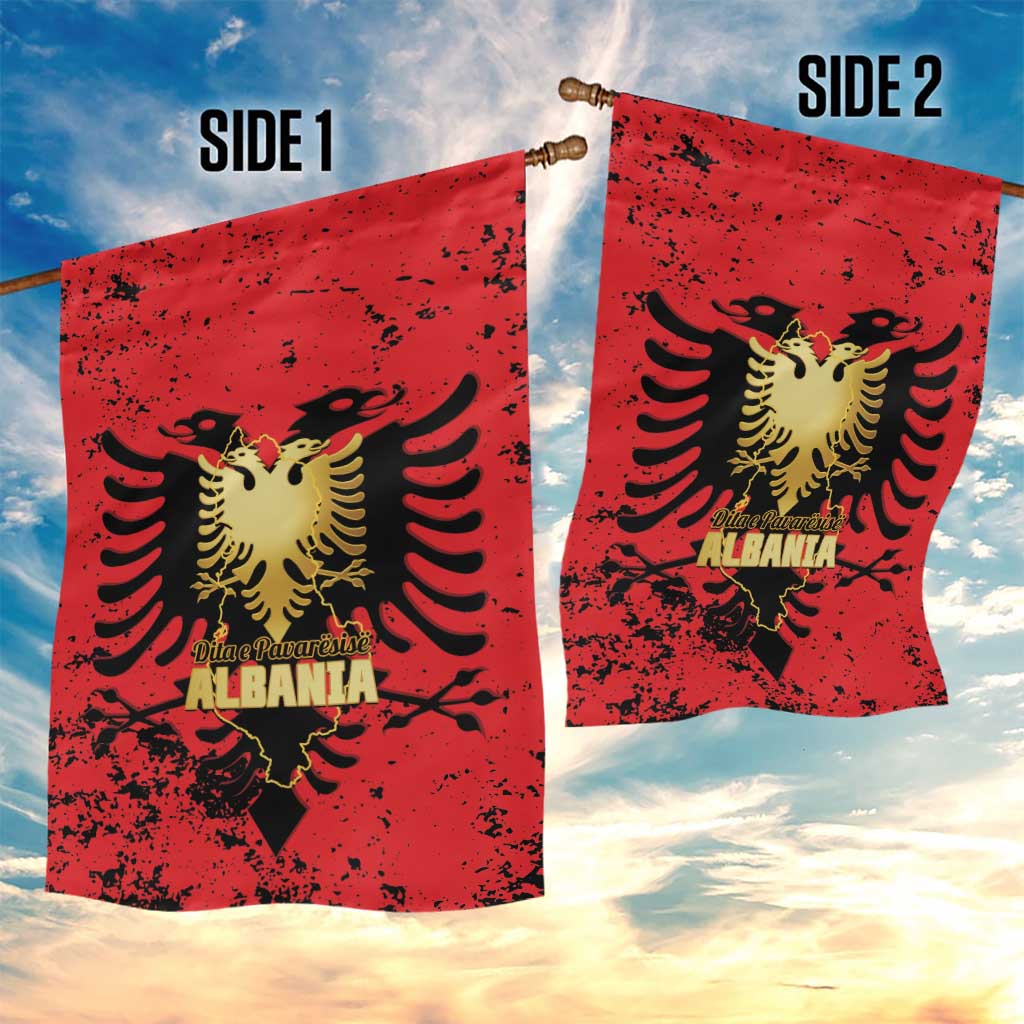 Albania Independence Day Garden Flag Dita e Pavaresise Map Grunge Style - Wonder Print Shop