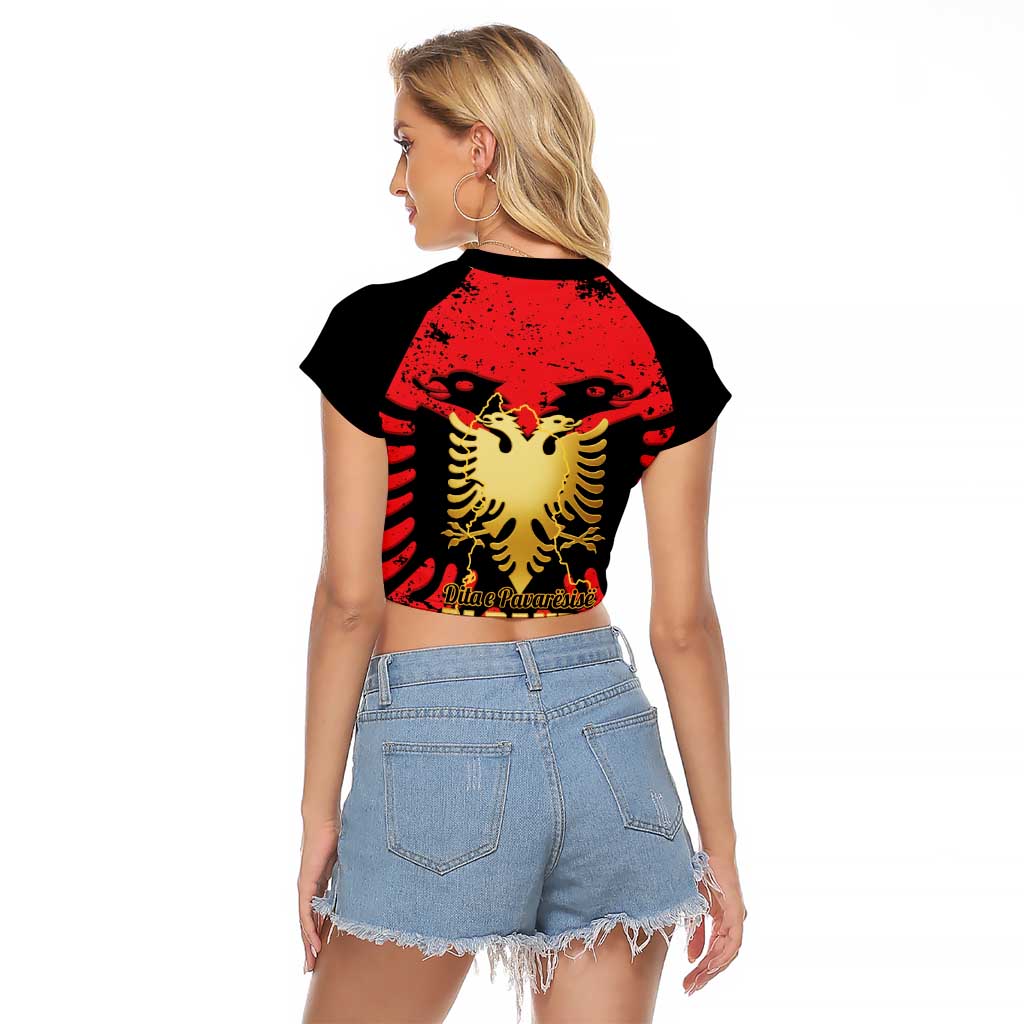 Albania Independence Day Raglan Cropped T Shirt Dita e Pavaresise Map Grunge Style - Wonder Print Shop