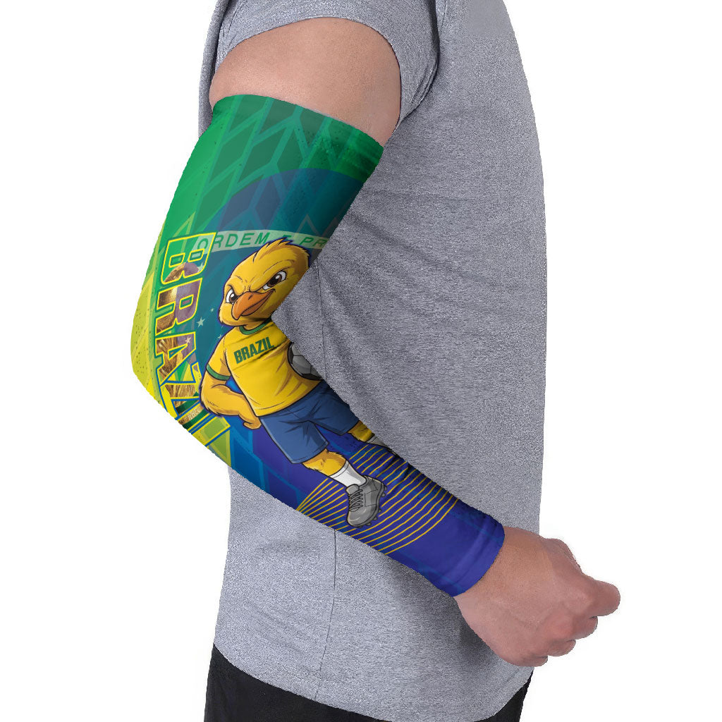 Custom Brazil Football 2026 Arm Sleeves Canarinho Mascot Bate no Peito