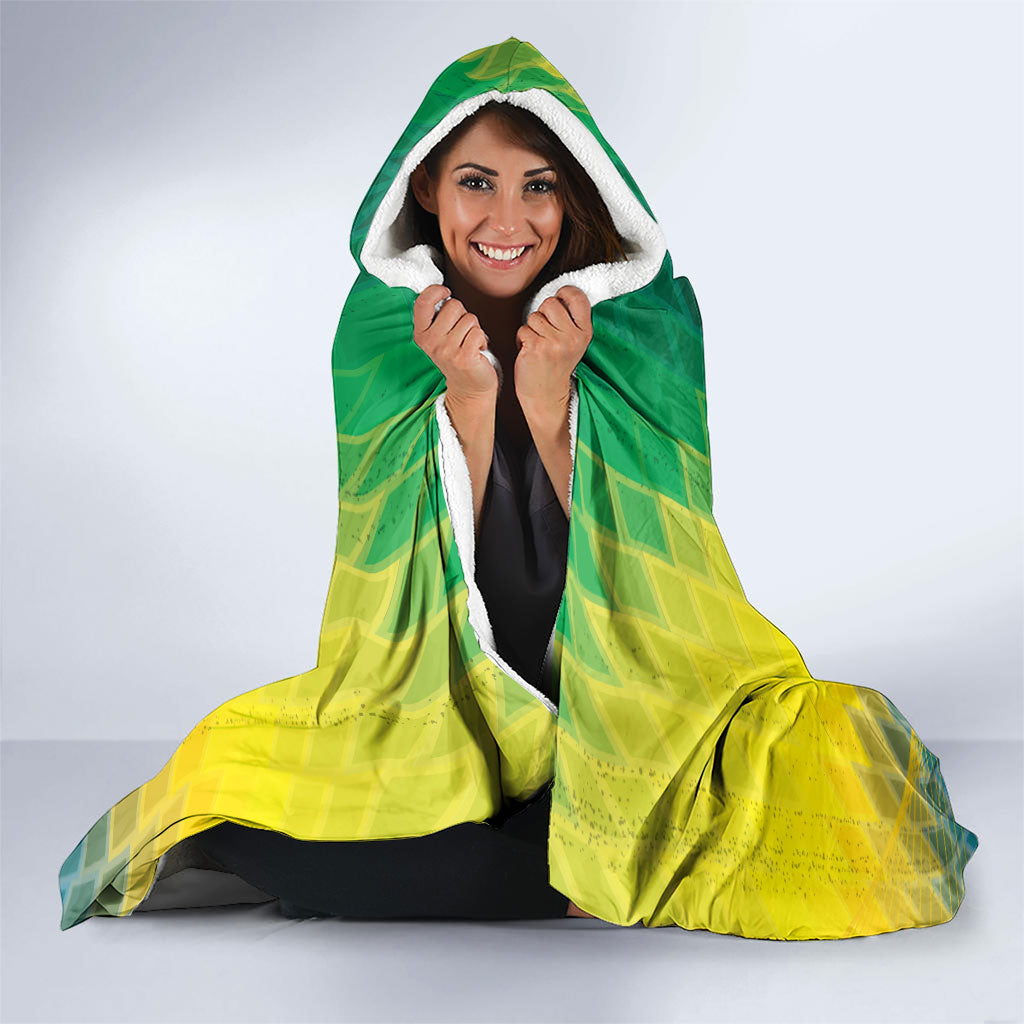 Brazil Football 2026 Hooded Blanket Canarinho Mascot Bate no Peito