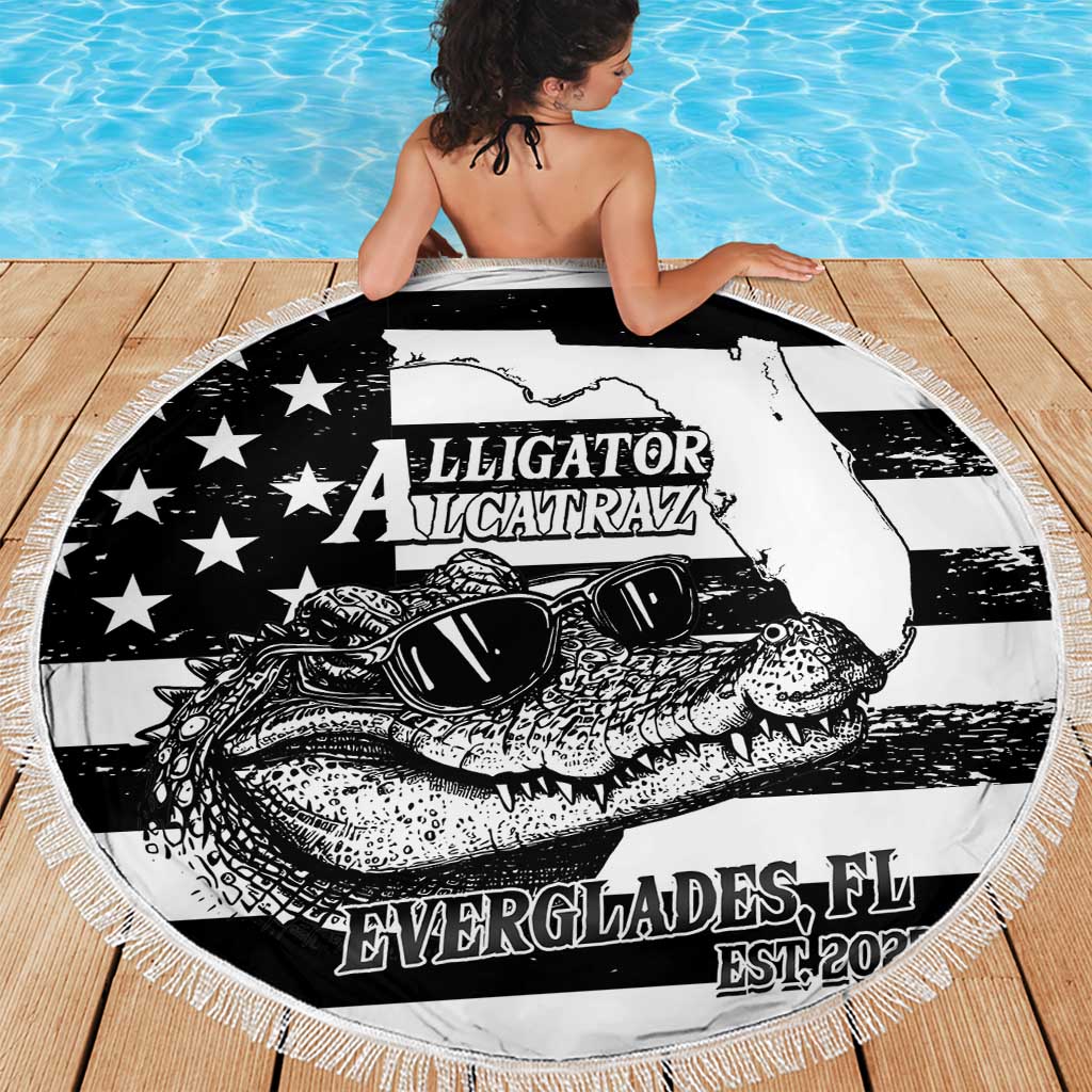 Alligator Alcatraz Beach Blanket Cool Gator Everglades USA Grunge Flag - Wonder Print Shop