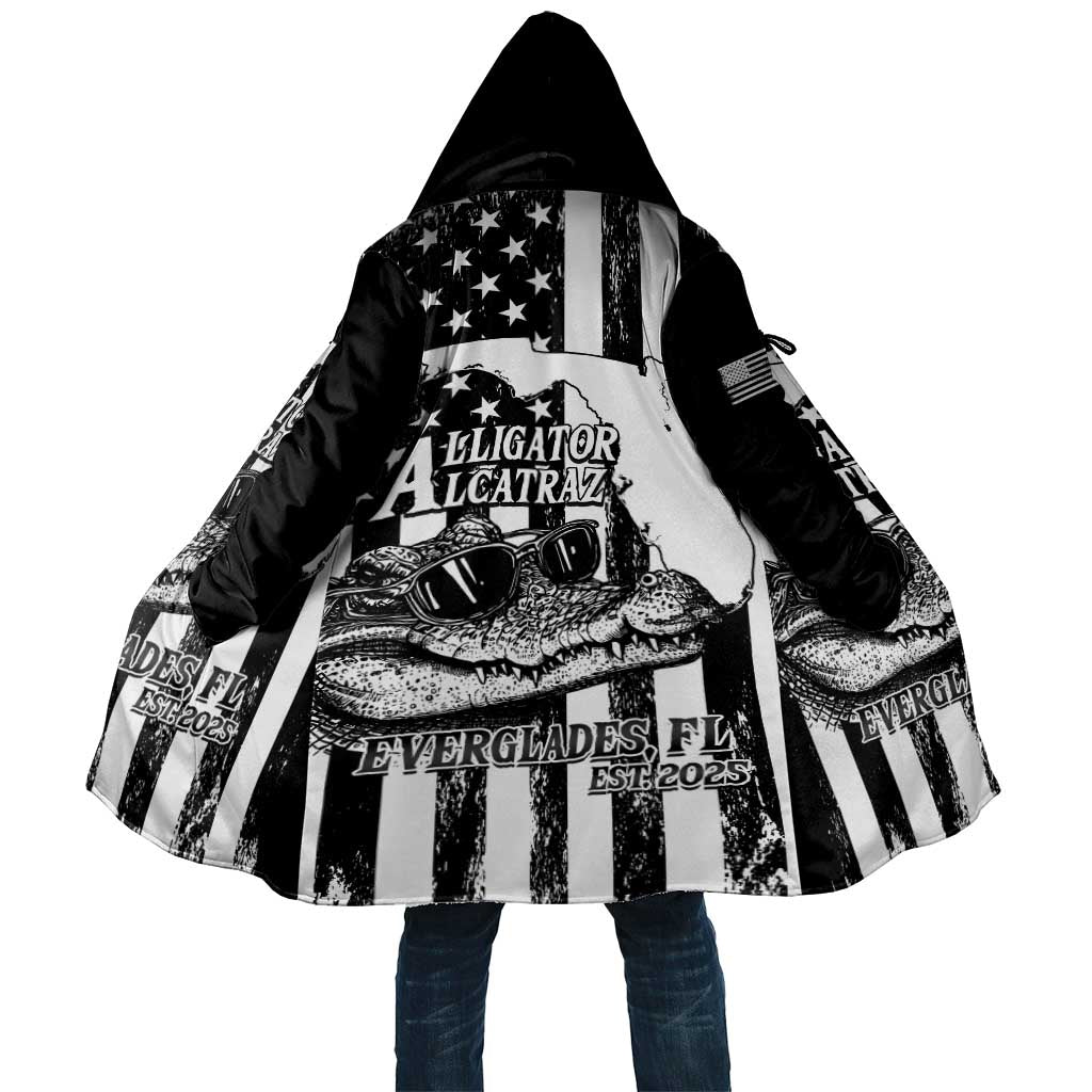 Alligator Alcatraz Cloak Cool Gator Everglades USA Grunge Flag - Wonder Print Shop