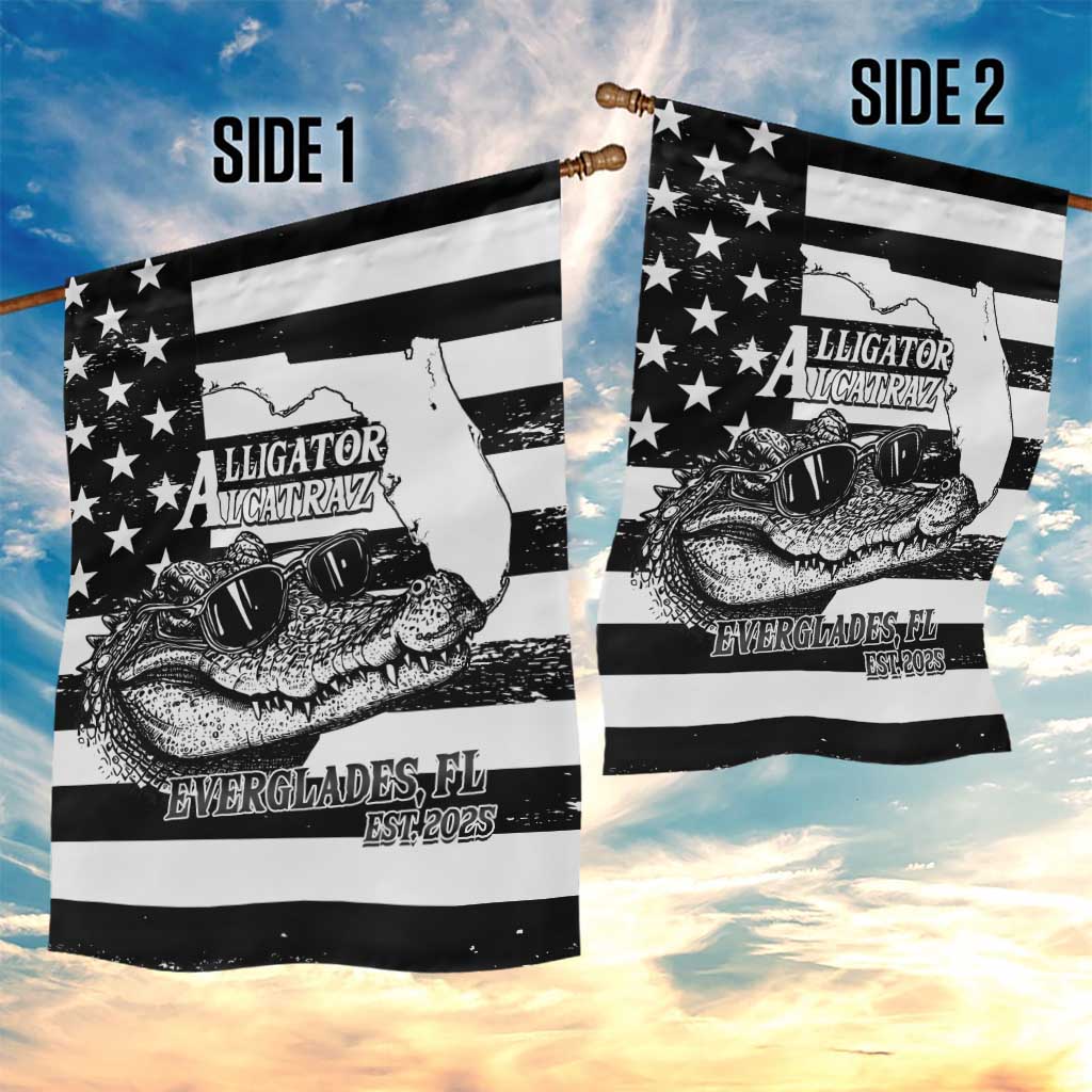 Alligator Alcatraz Garden Flag Cool Gator Everglades USA Grunge Flag - Wonder Print Shop