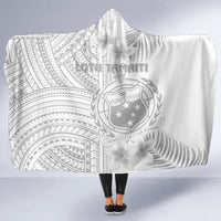 samoa-white-sunday-hooded-blanket-manuia-le-aso-sa-o-tamaiti-polynesian-plumeria