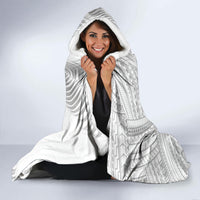 samoa-white-sunday-hooded-blanket-manuia-le-aso-sa-o-tamaiti-polynesian-plumeria