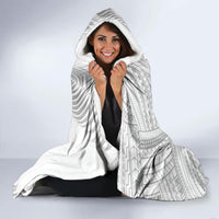 personalised-samoa-white-sunday-hooded-blanket-manuia-le-aso-sa-o-tamaiti-polynesian-plumeria