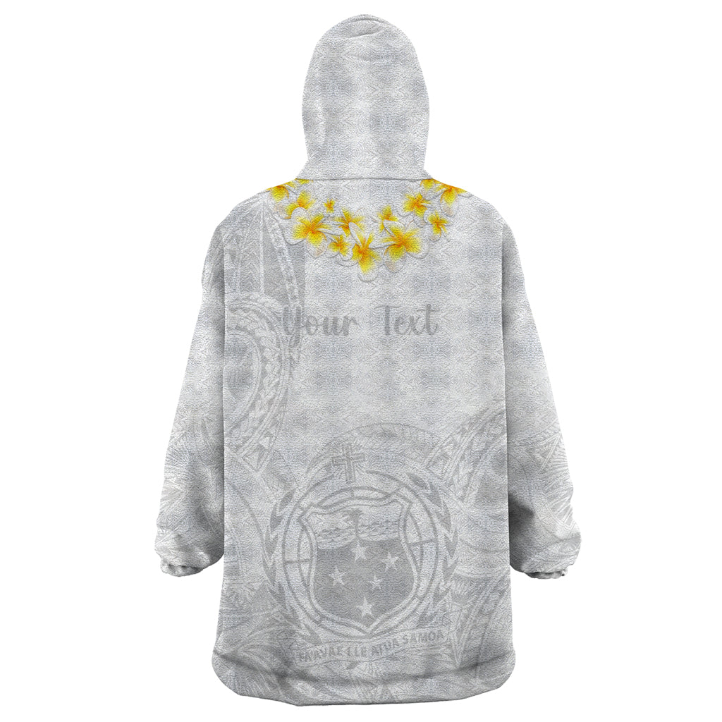 Personalised Samoa White Sunday Wearable Blanket Hoodie Lotu Tamaiti 2023 With Coat Of Arms - Wonder Print Shop